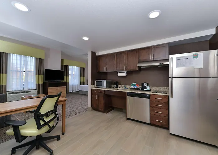 Homewood Suites By Hilton Cincinnati/Mason
